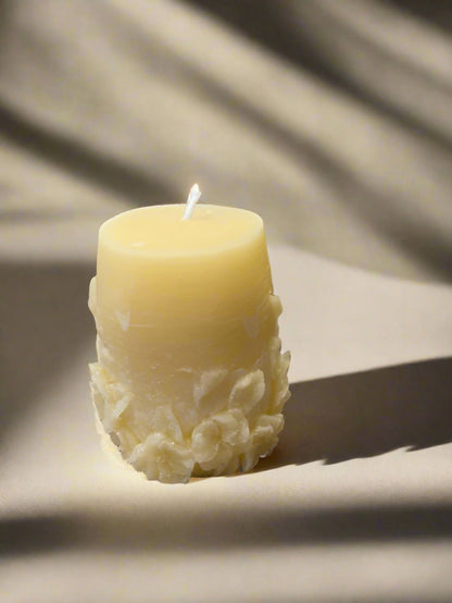 pale yellow candle