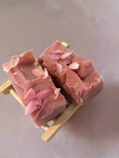 roses soap by figjam